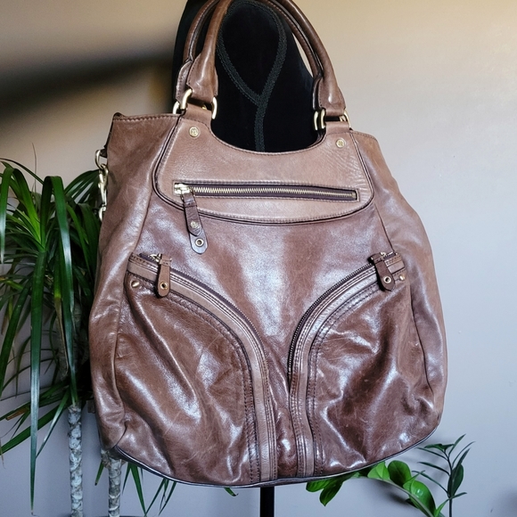 🌟Host Pick!🌟Cole Haan leather purse - Picture 5 of 9